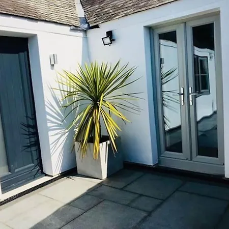 Holiday home Unique Cornish Conversion Location *